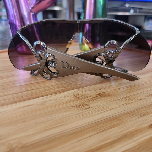 Christian Dior sunglasses - Picture 7 of 9